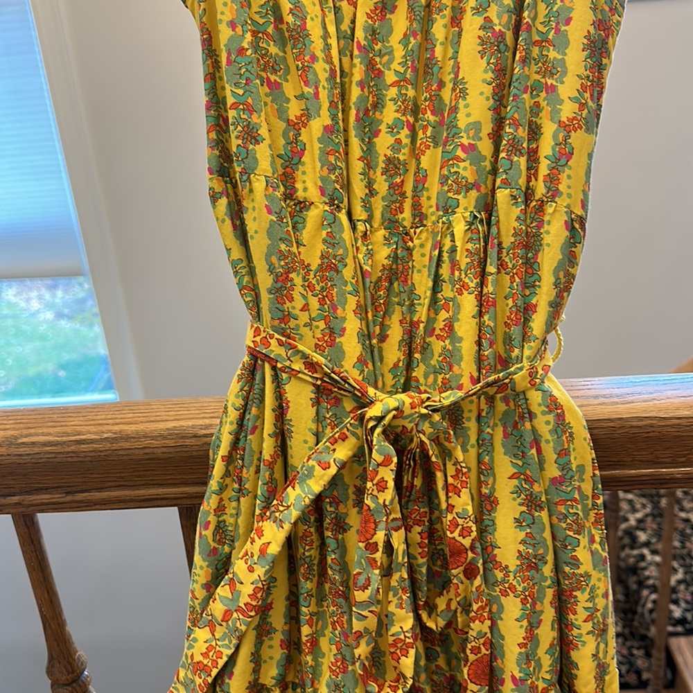 Dress - Picture 6 of 8